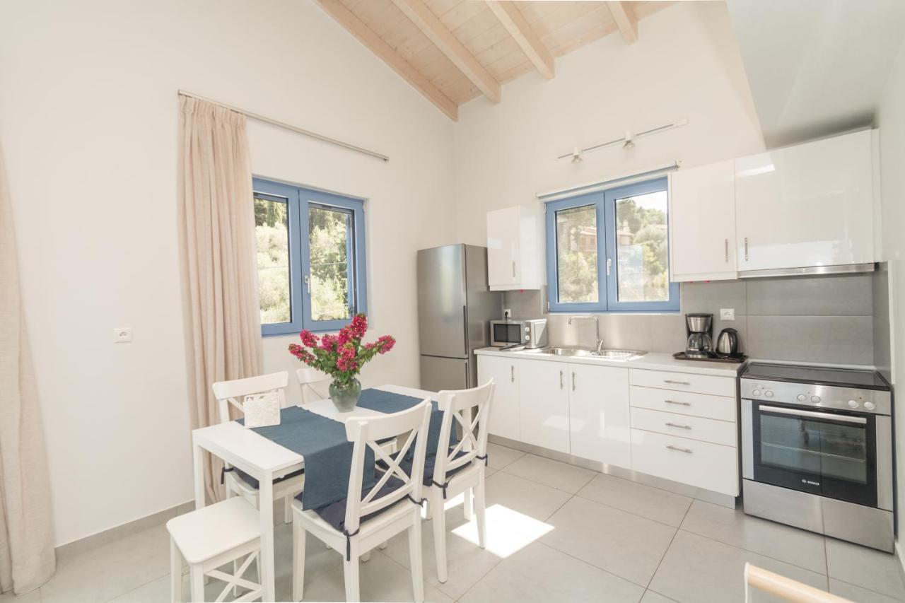 Katerina'S Village Ayios Nikitas Ngoại thất bức ảnh