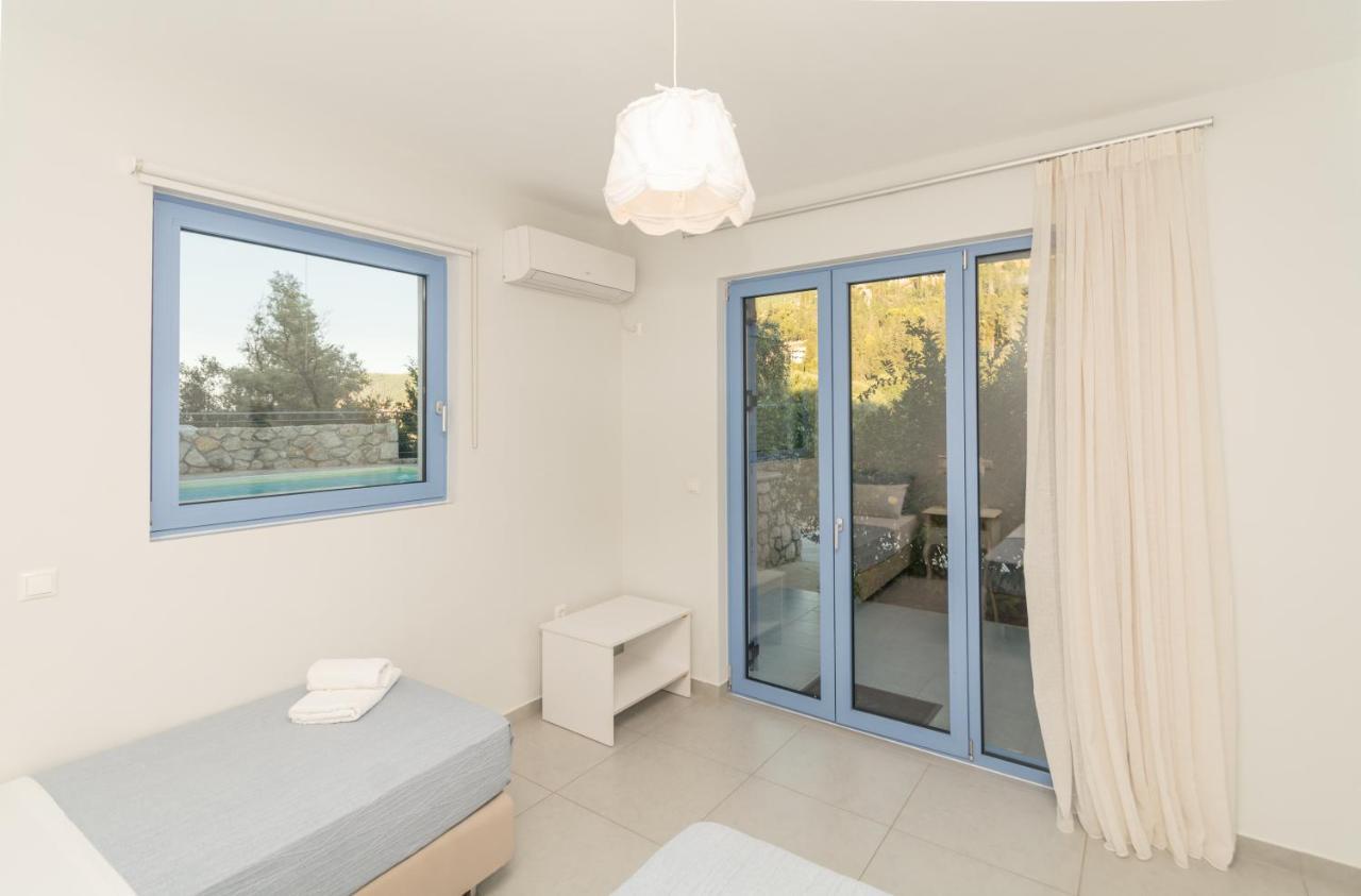 Katerina'S Village Ayios Nikitas Ngoại thất bức ảnh