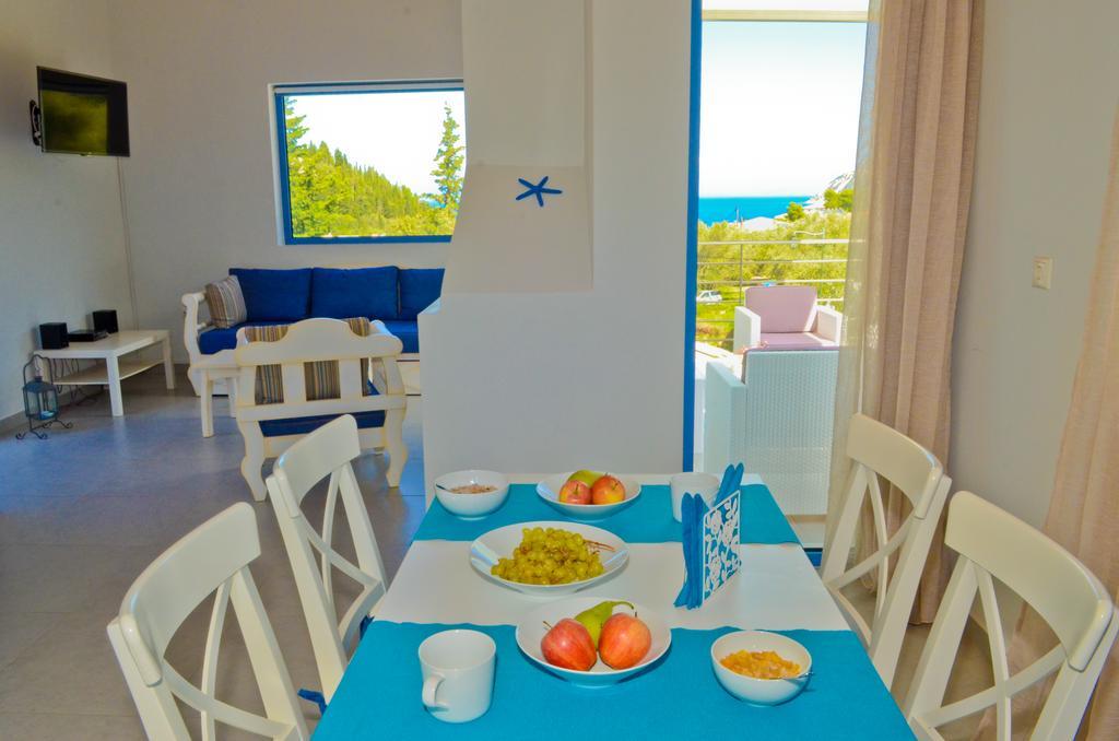 Katerina'S Village Ayios Nikitas Ngoại thất bức ảnh